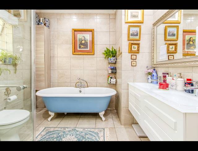 4 BEDROOM HOUSE FOR SALE IN BRYANSTON